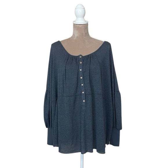 NWT Free People “Marla” Henley Oversized Boho Poppy Seed Blue Top - Picture 3 of 16